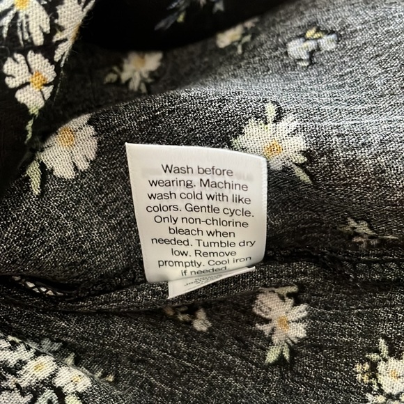 SO short sleeve top - Picture 7 of 8